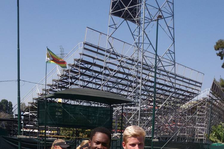 Tennis_-_Richard_Thongoana