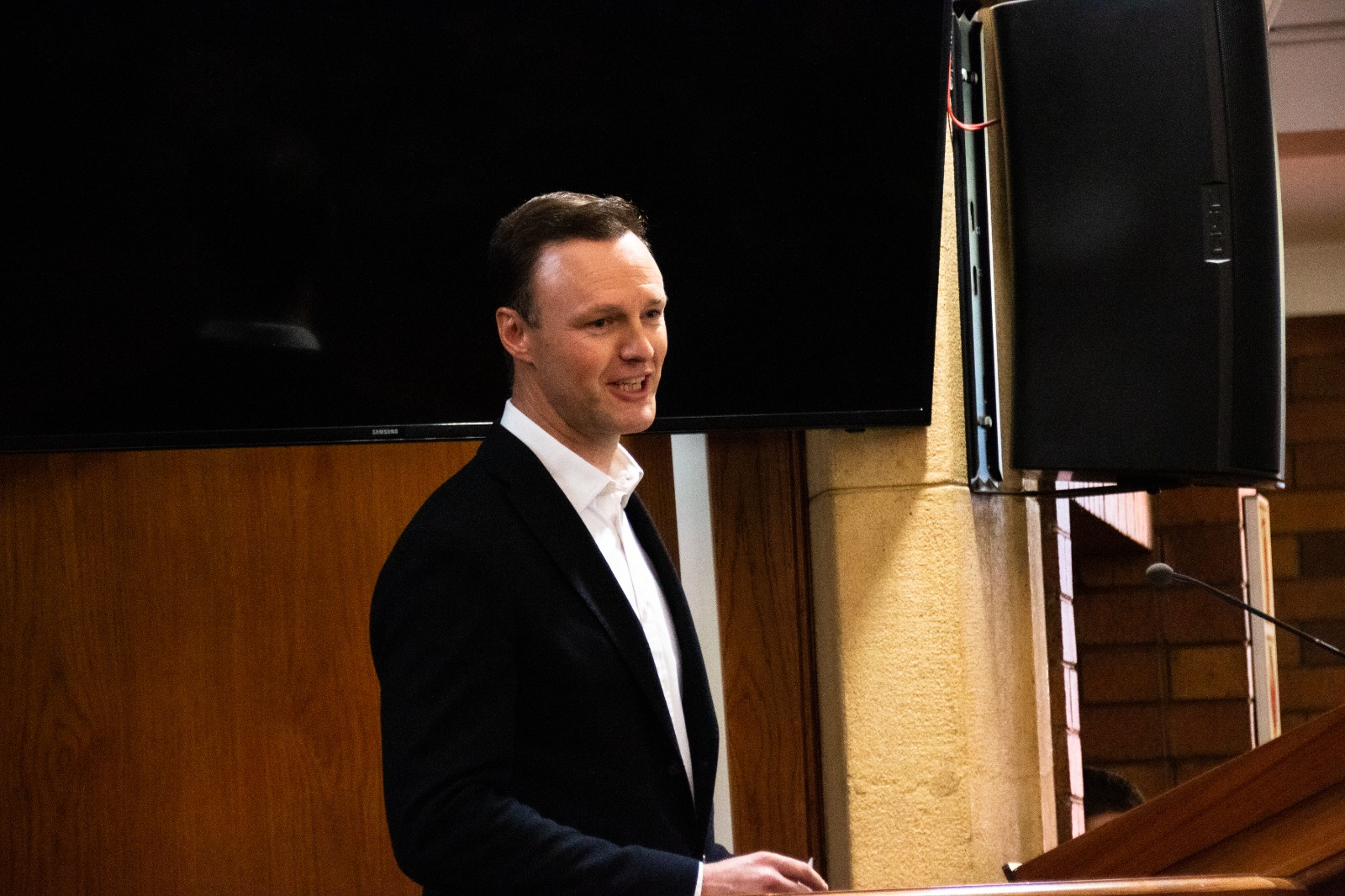 Phil_Bradford_in_Chapel