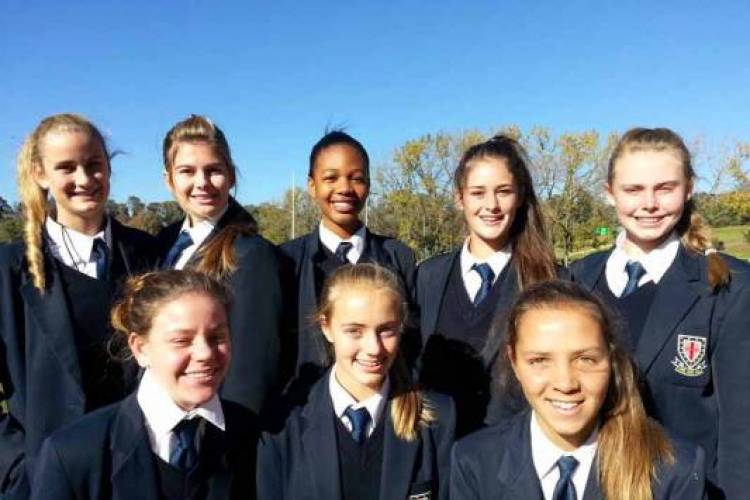 netball-u14-district-team