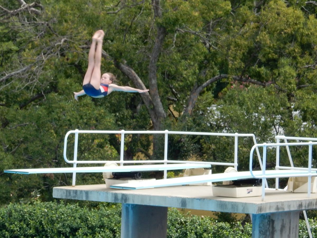 Diving splash 2