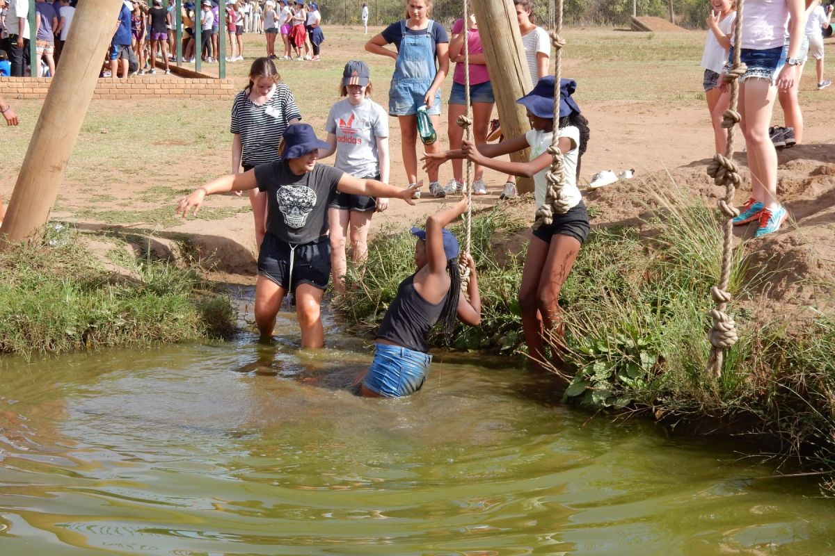 Gr 12  8 camp photos (120)