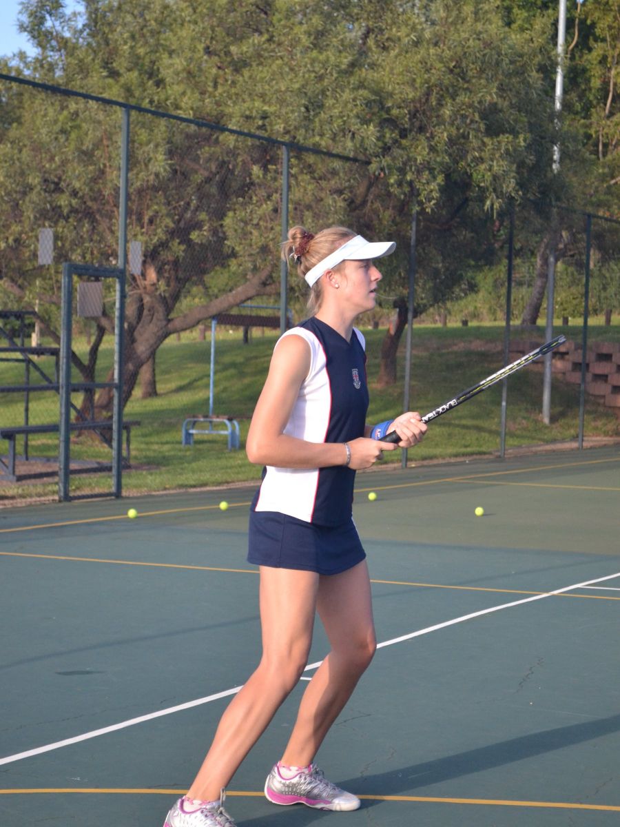 Tennis action 2