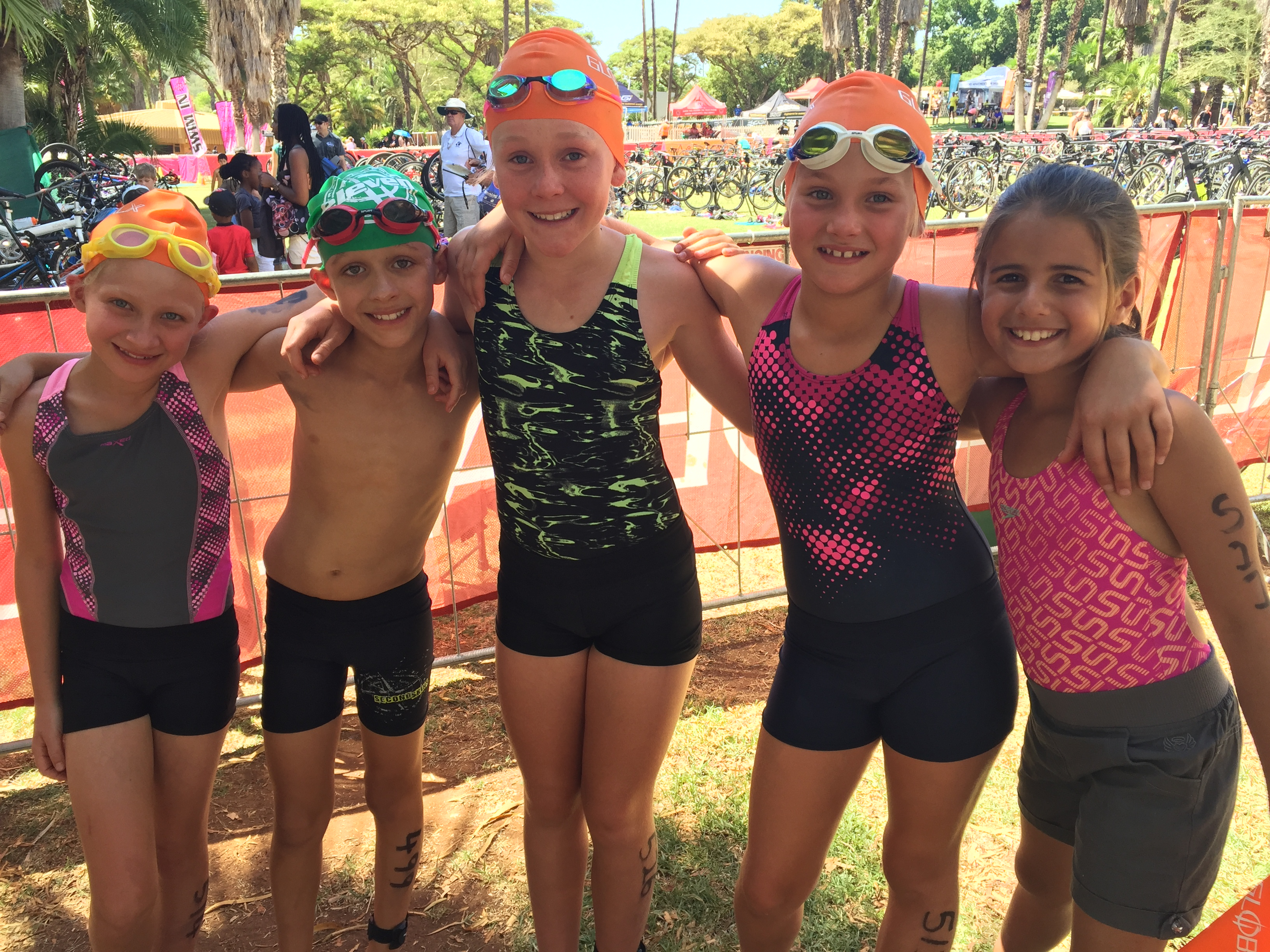 Triathlon_competitors_1