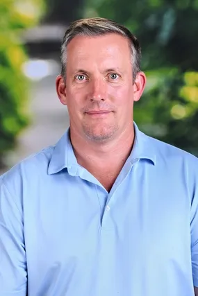Mr Jonathan Young