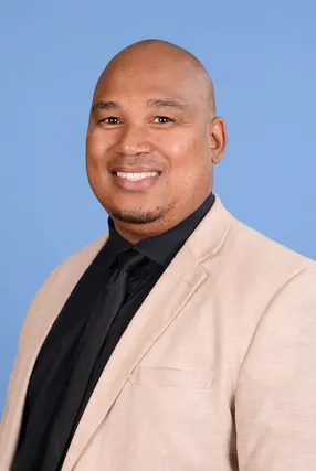Mr Alwyn Van Wyk