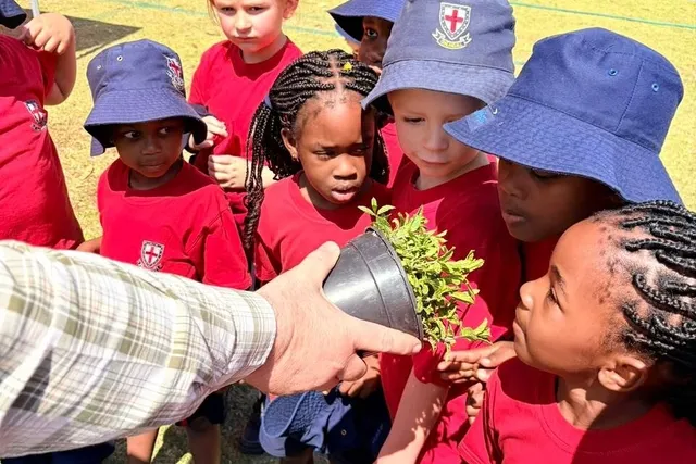 Little Gardeners, Big Discoveries