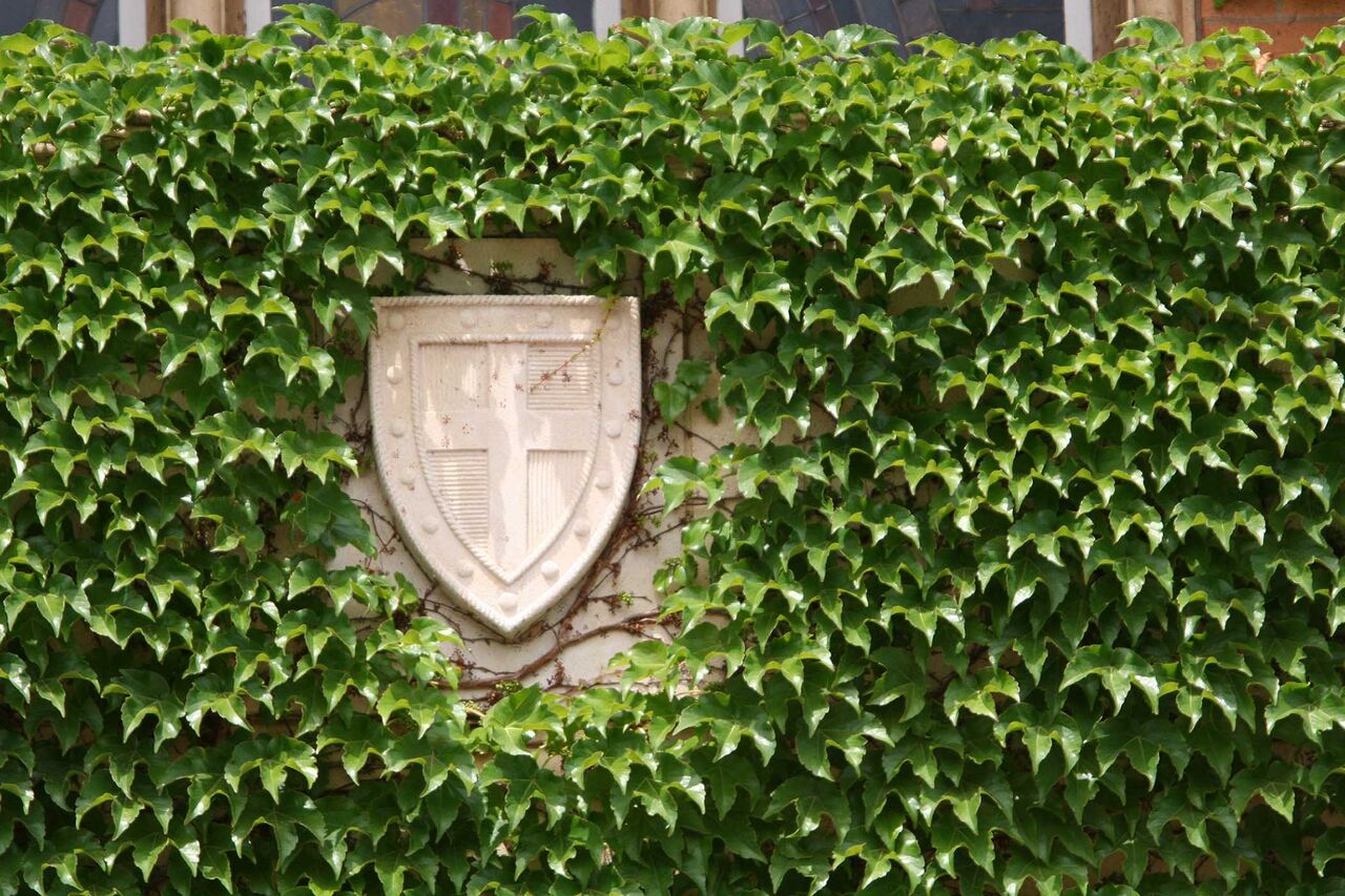 Stithians badge chapel