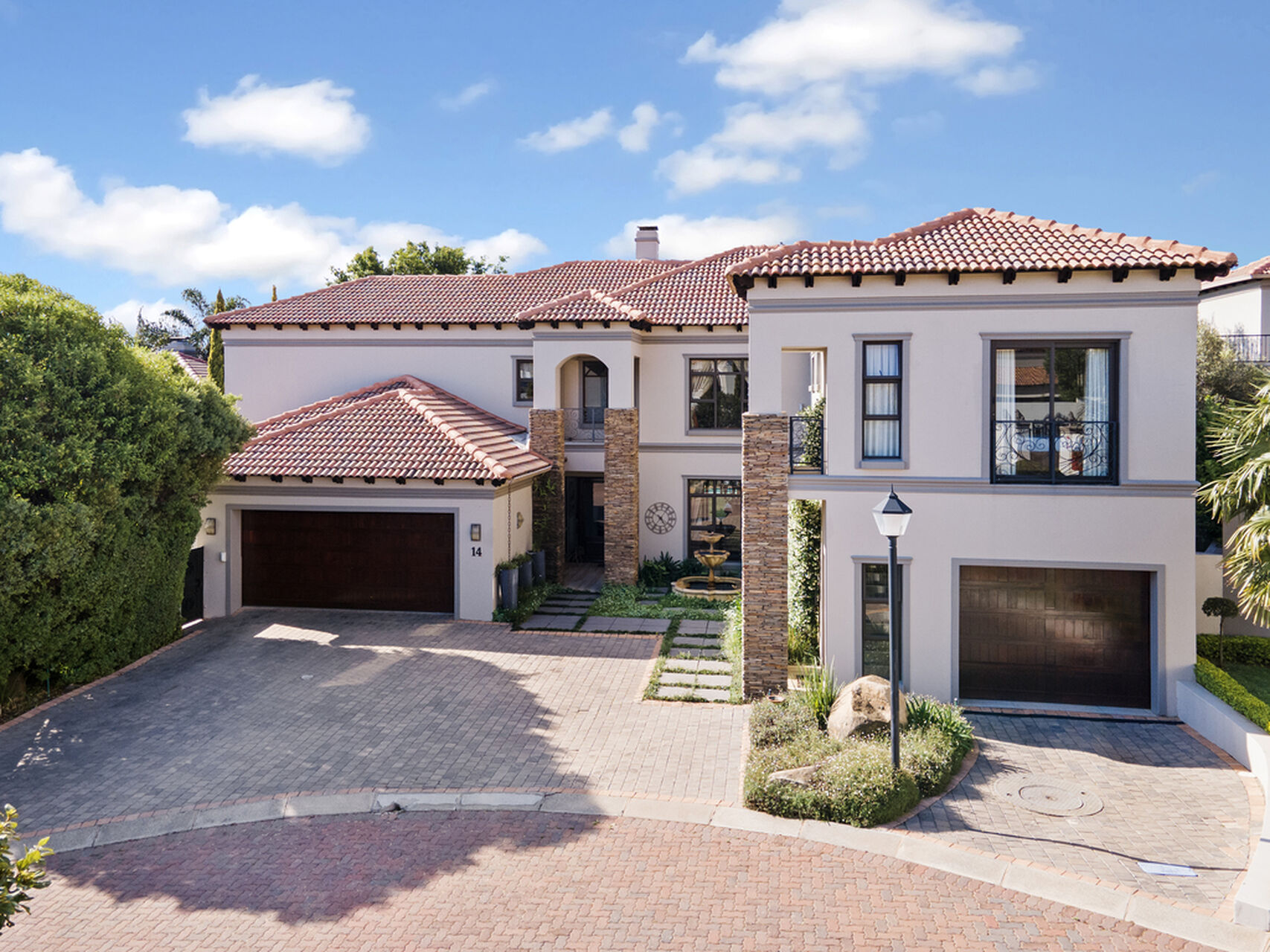 Four bedroom cluster Exterior from Driveway