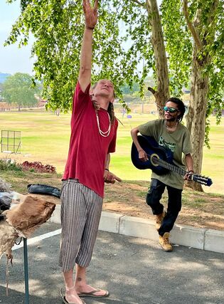 F9537800 8f5e 4c47 b757 305dc3463c18