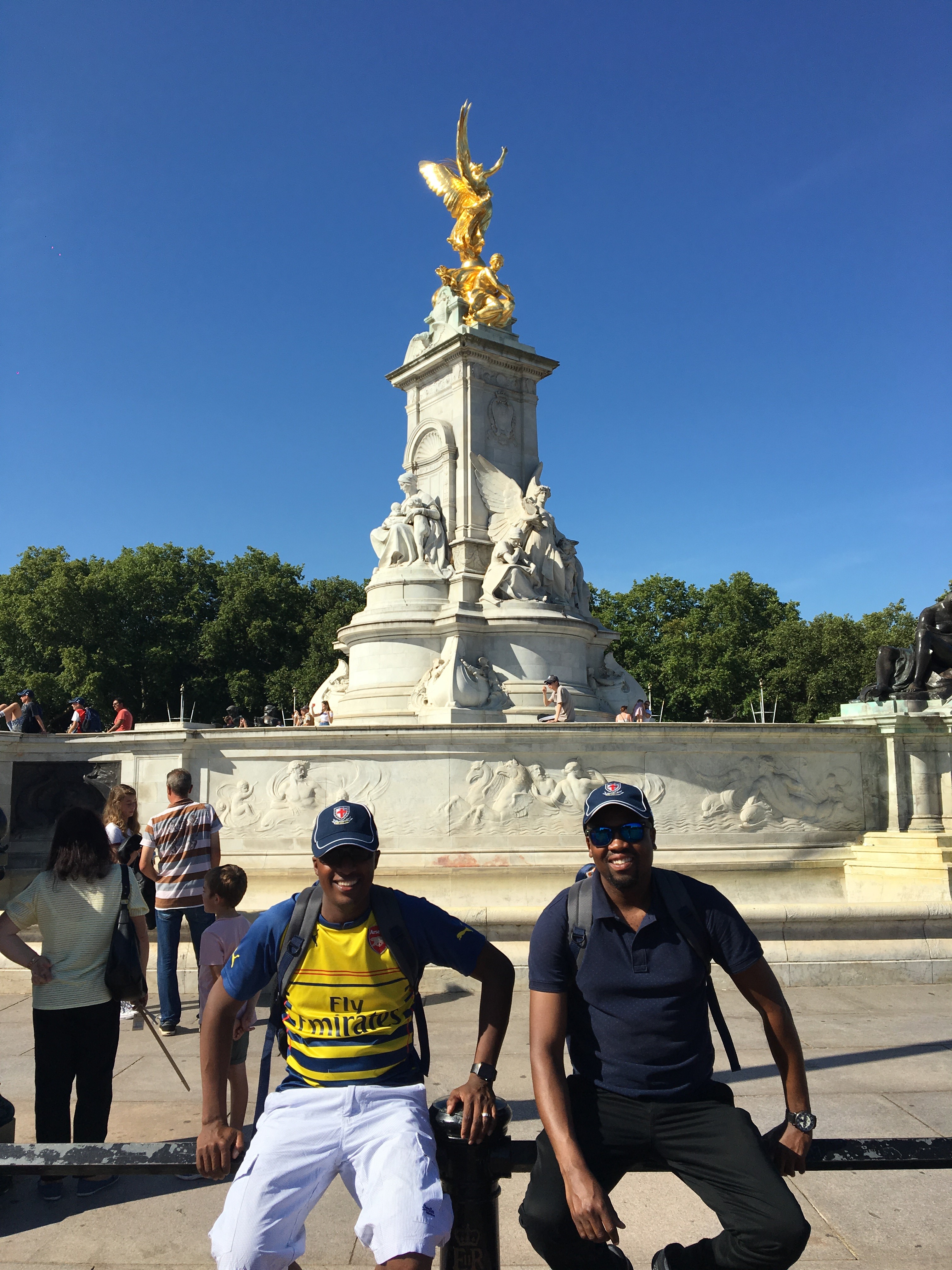 Beth__T_Buckingham_Palace