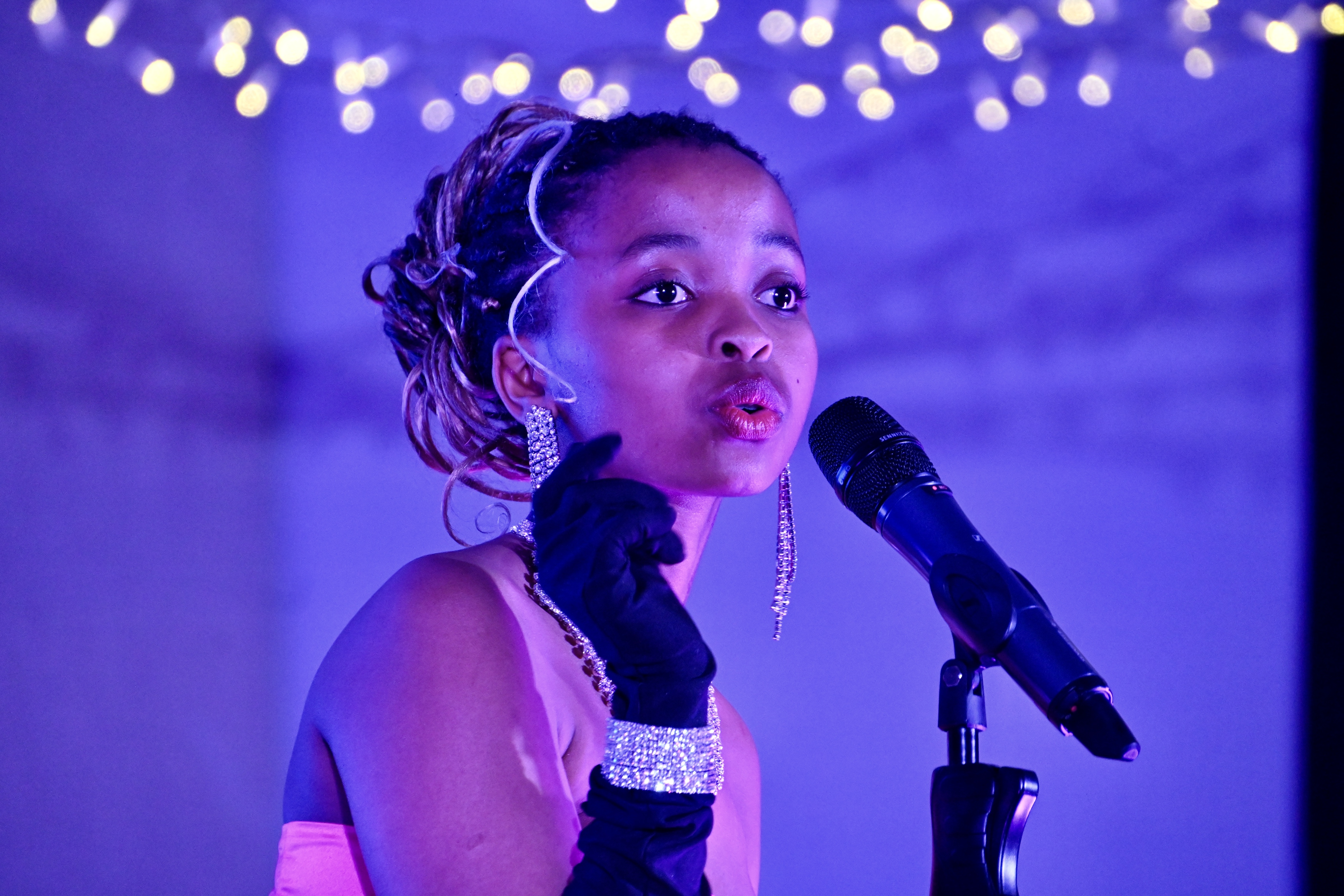 F1822 F15 871 D 44 E6 8 D11 D6 EA973362 F9 1 201 a