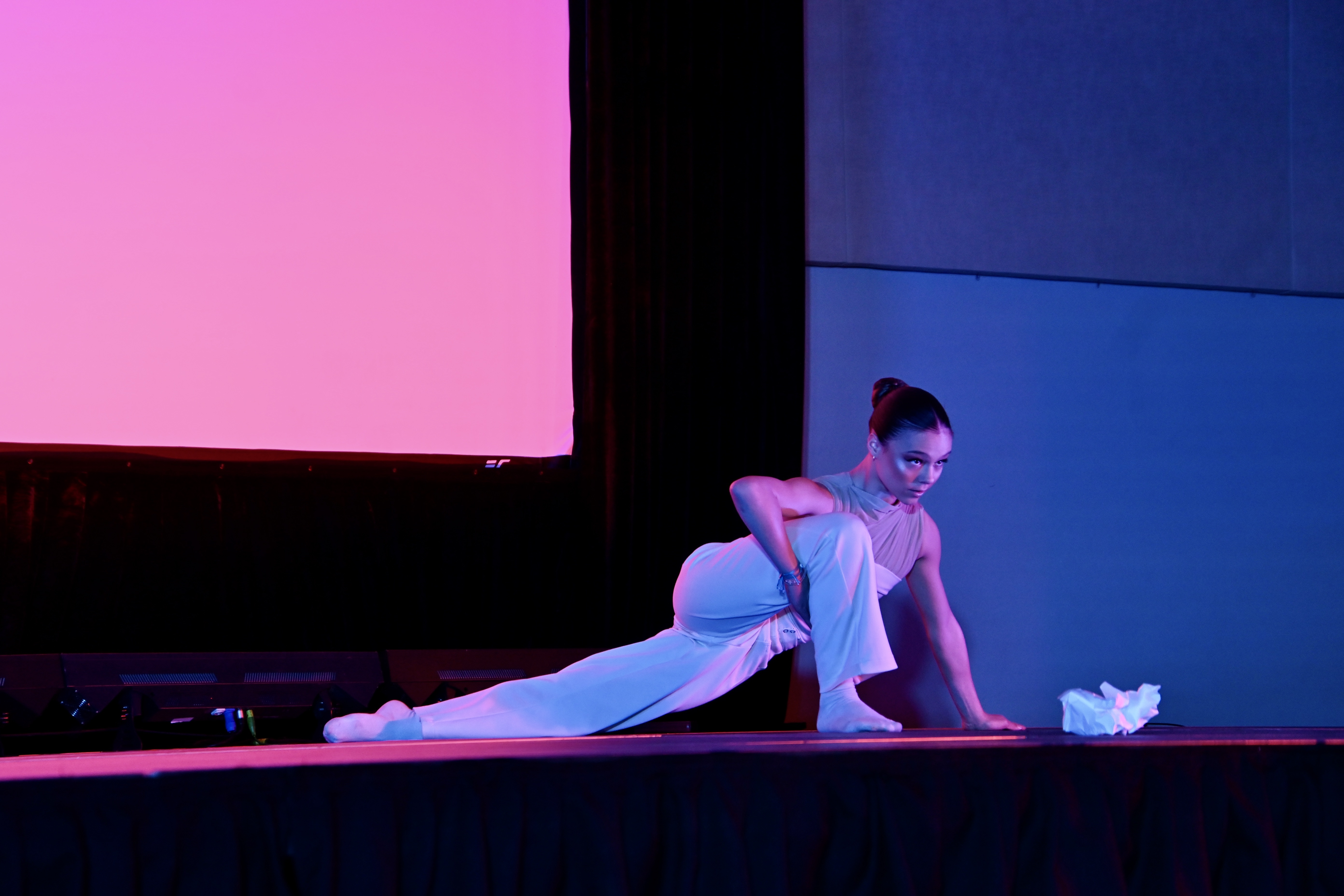 FC2383 EF 5 A06 46 DA 996 B 4 B89 DBB9 F2 F7 1 201 a