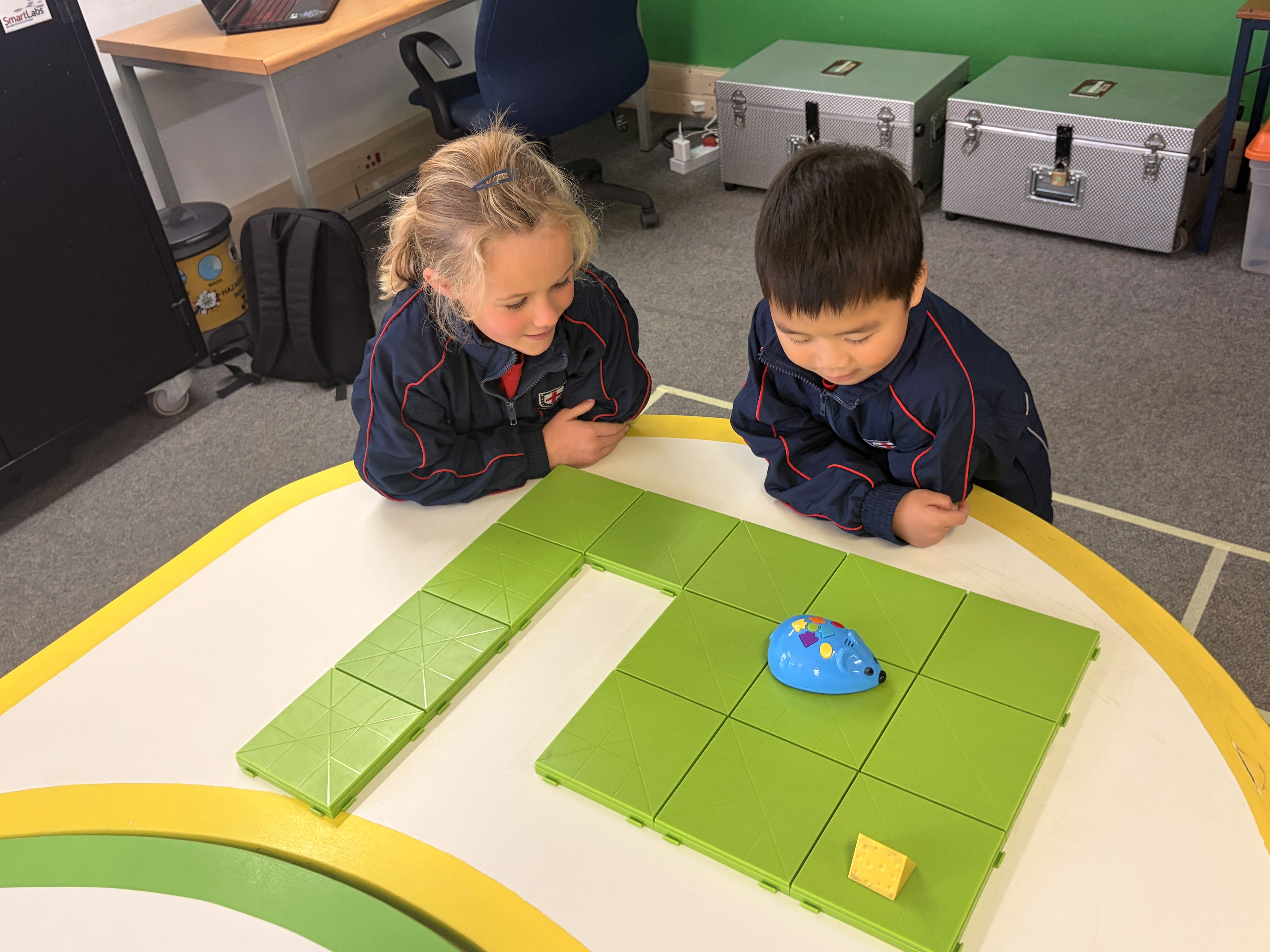 Grade R Coding 2026 8