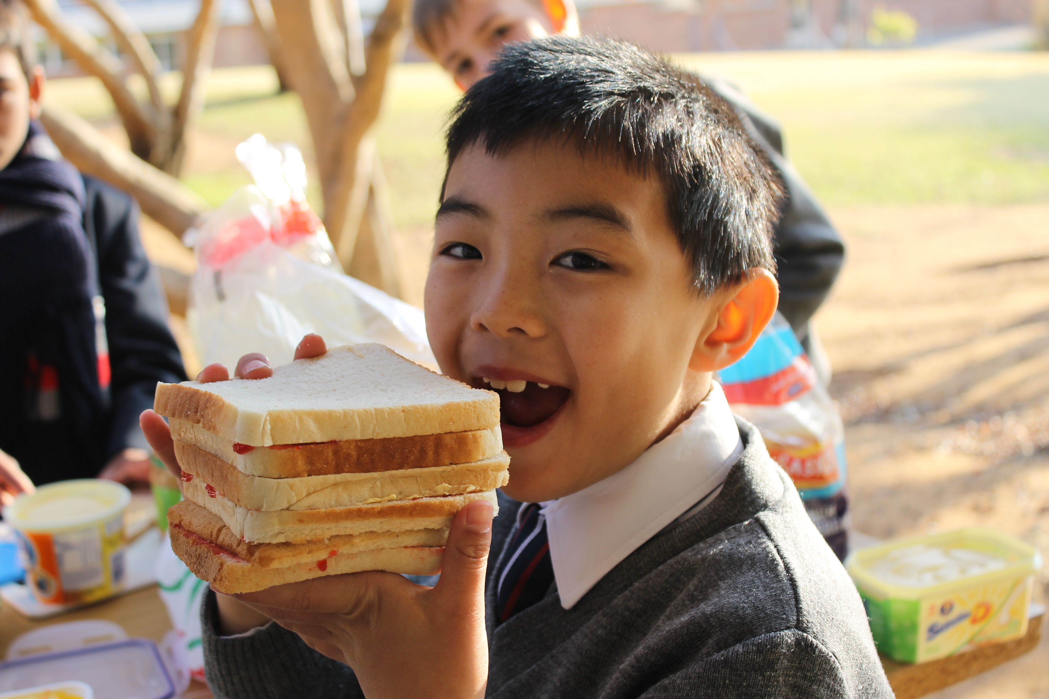 Art cluster and mandela sammies 071