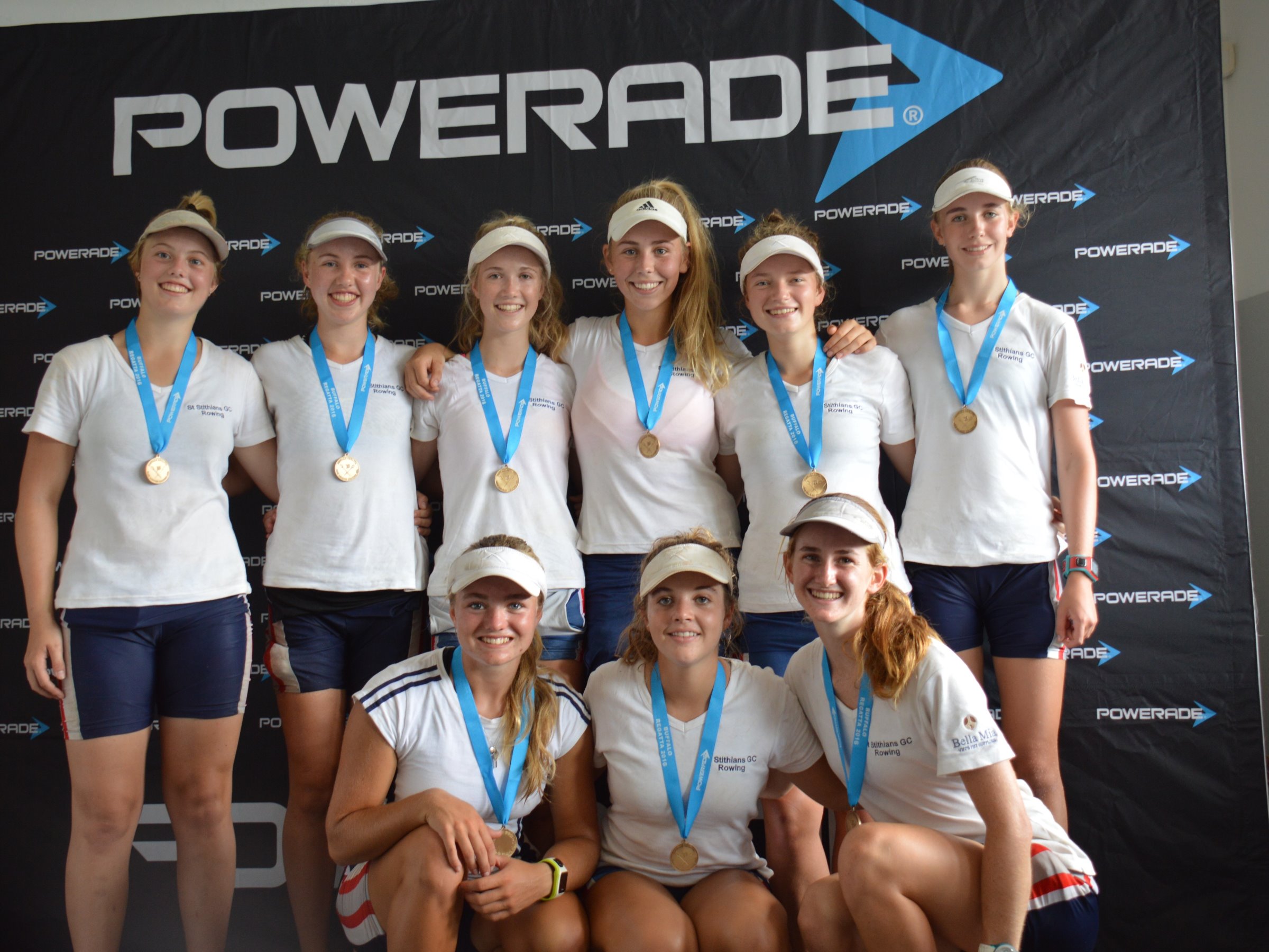 buffalo_16_team_photo