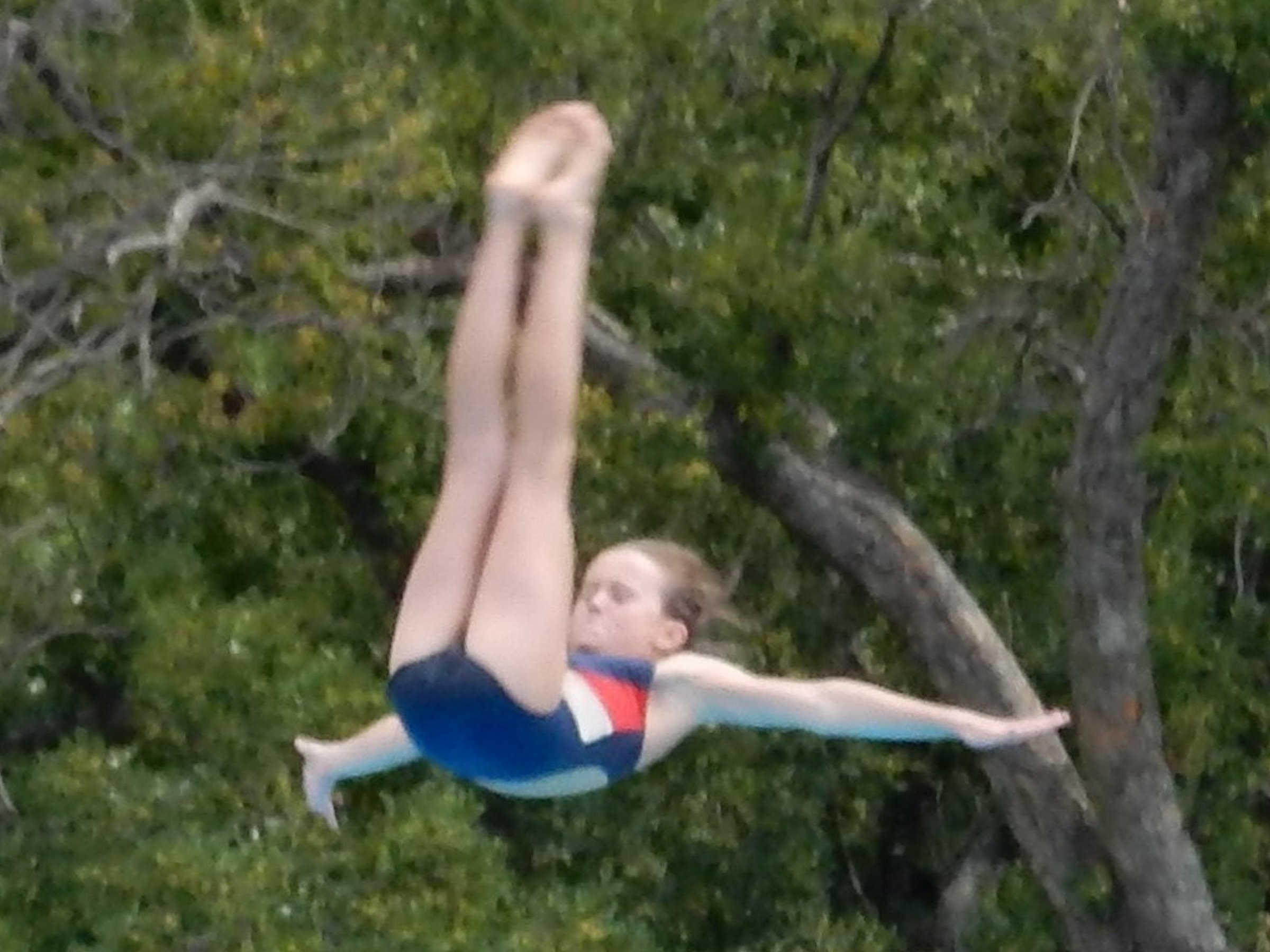 diving_splash_2_(2)