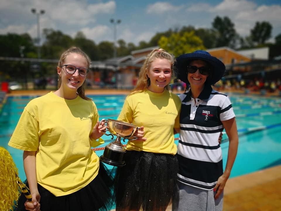 interhouse_swimming